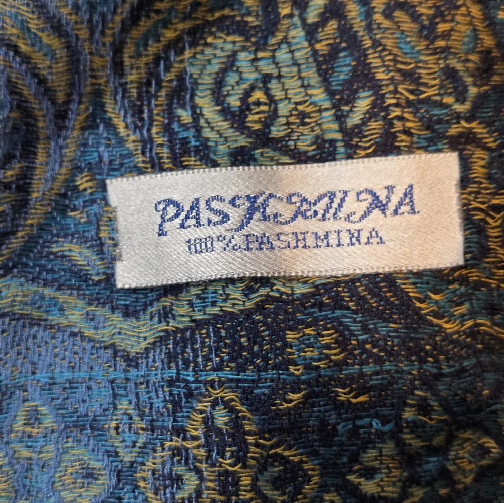 Pashmina Blue and Gold Paisley Scarf - Picture 3 of 4